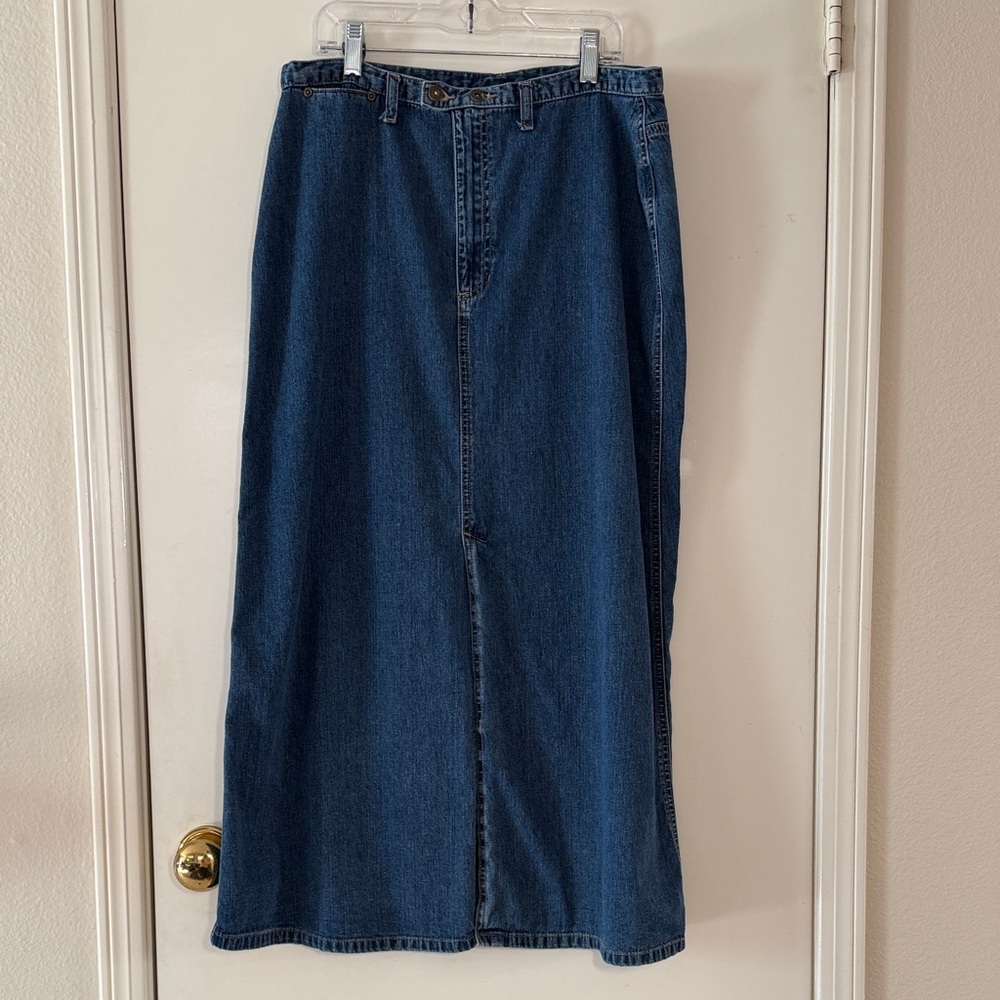 Liz Claiborne Vintage Lizwear Women’s Long Denim Skirt 100% Cotton.